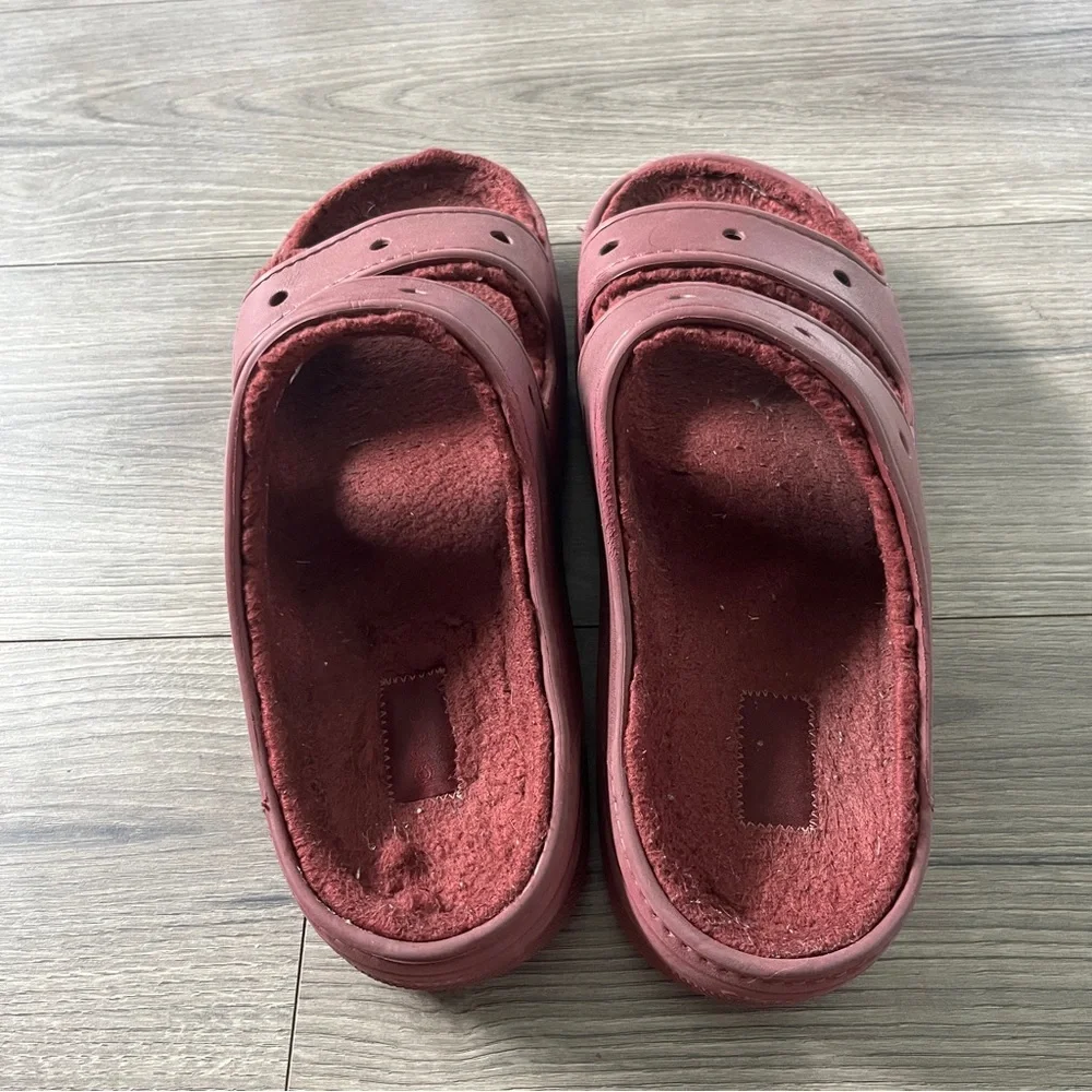 Crocs Mens Maroon Slide Sandals faux Fur Lined Size 13